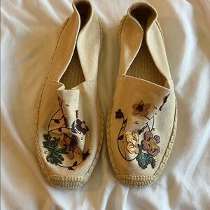 Tory Burch Floral Embroidered Espadrilles in Cream and Brown